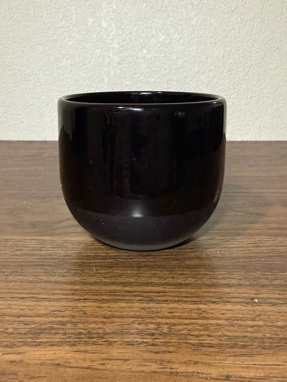 West Elm Two-Toned Black Glass Candle - Cedarwood Moss 7.4oz